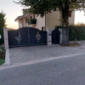 La Casa Di M : D M. Breda di Piave